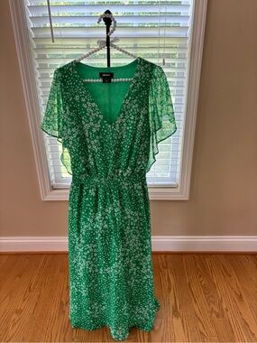 DKNY Green White Floral V‑Neck Midi Dress